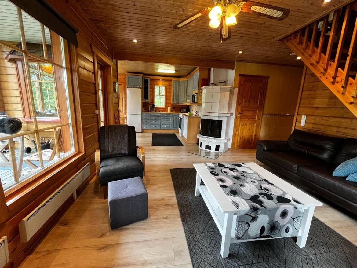 Keskikosken Lomamoekit Venajanjarvi Bagian luar foto